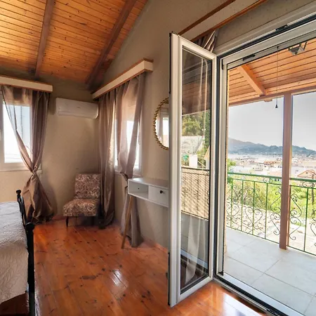 Popolaros Traditional House זקינטוס טאון