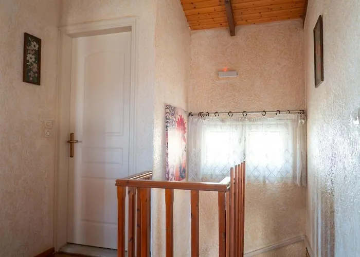 Vakantiehuis Popolaros Traditional House *